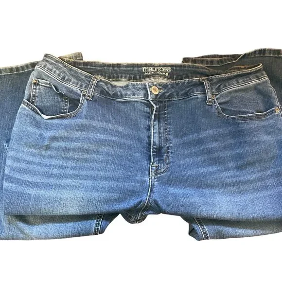 Medium Wash High Rise Jeans - Picture 3 of 4